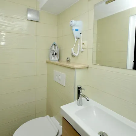 Penic Apartment *