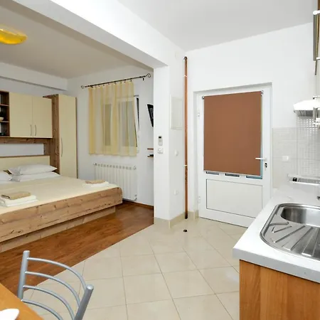 Penic Apartment